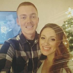 Meet your Posher, Analia